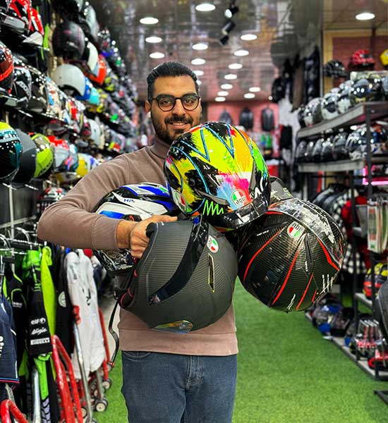 یونس نبئی مدیر عامل استارسیکلت