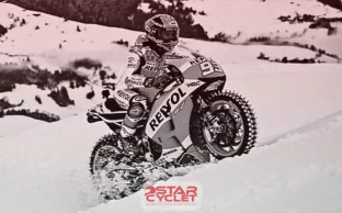 موتورسواری در زمستان