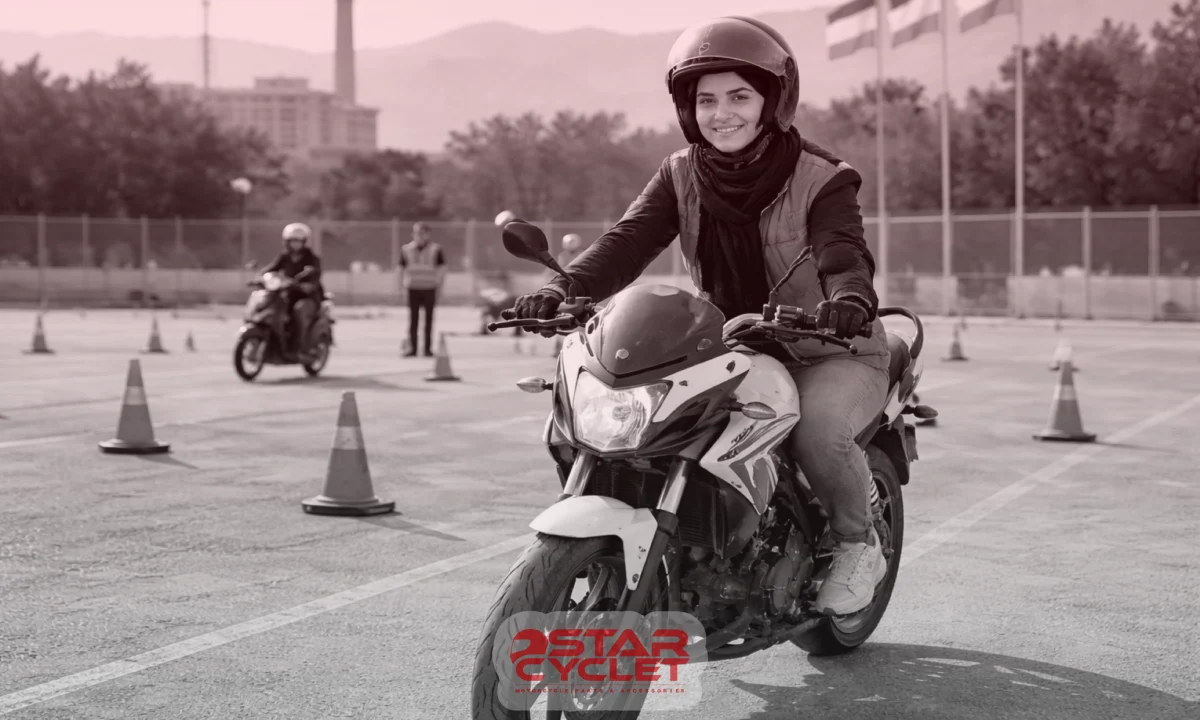 راهنمای گواهینامه موتور سیکلت برای بانوان