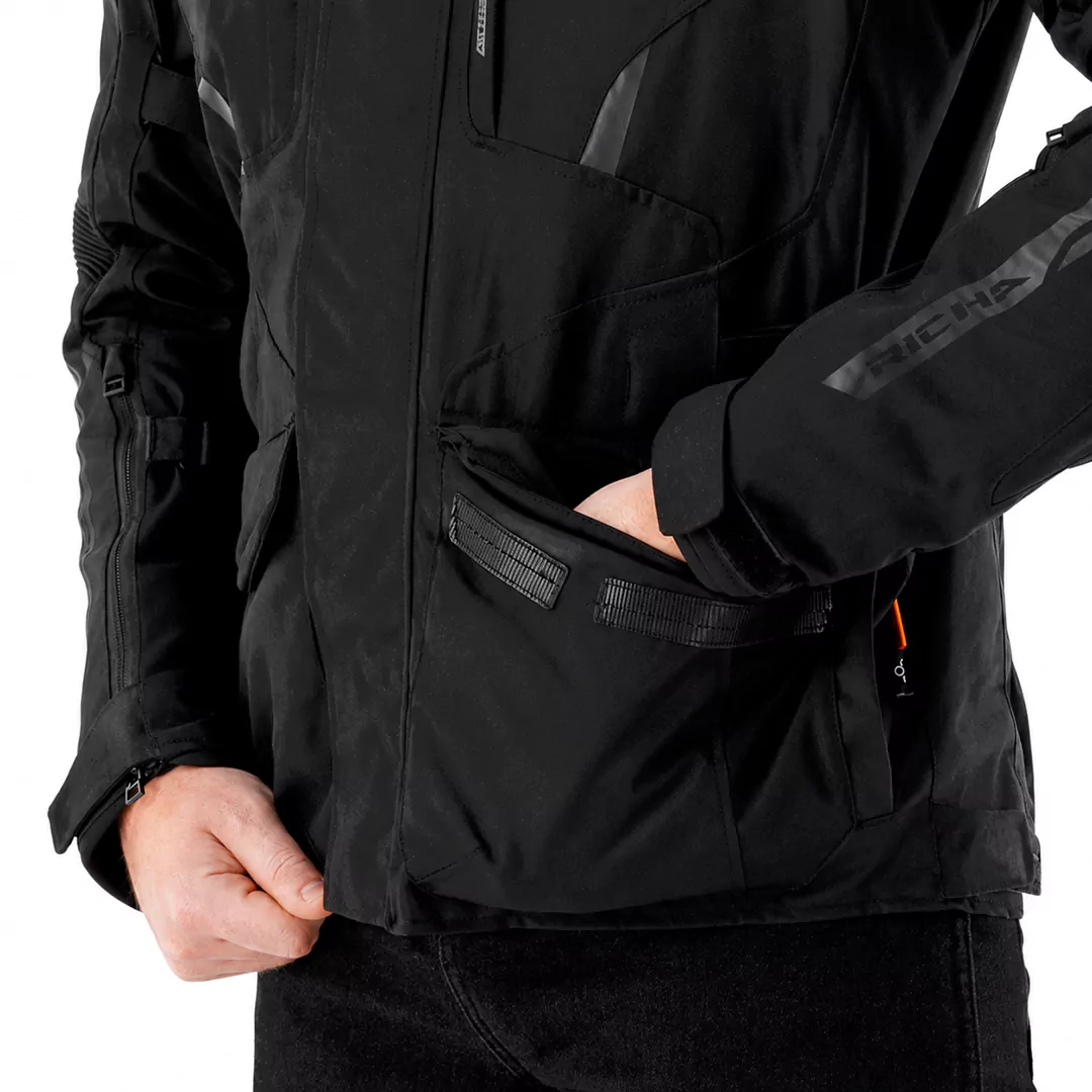 عکس کاپشن چهارفصل ریچا مدل BLACK GRAY D30